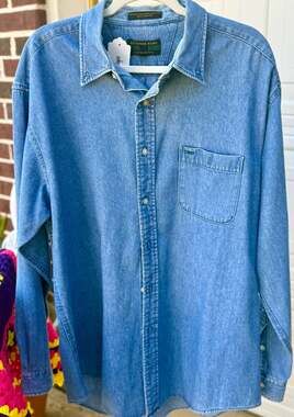 Vintage Alexander Julian Colours Men's XL Long Sleeve Denim